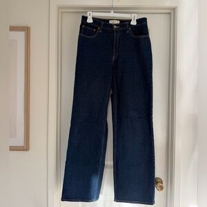 Abercrombie 90’s relaxed high rise jean! CURVE LOVE